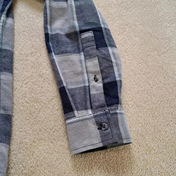 Eddie Bauer Flannel Shirt Blue Grey Plaid Men's Medium Button Up Shirt - Picture 8 of 12